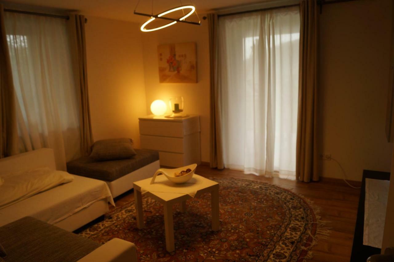 Traumhafte Ferienwohnung mit Pool Steinen  Exterior foto