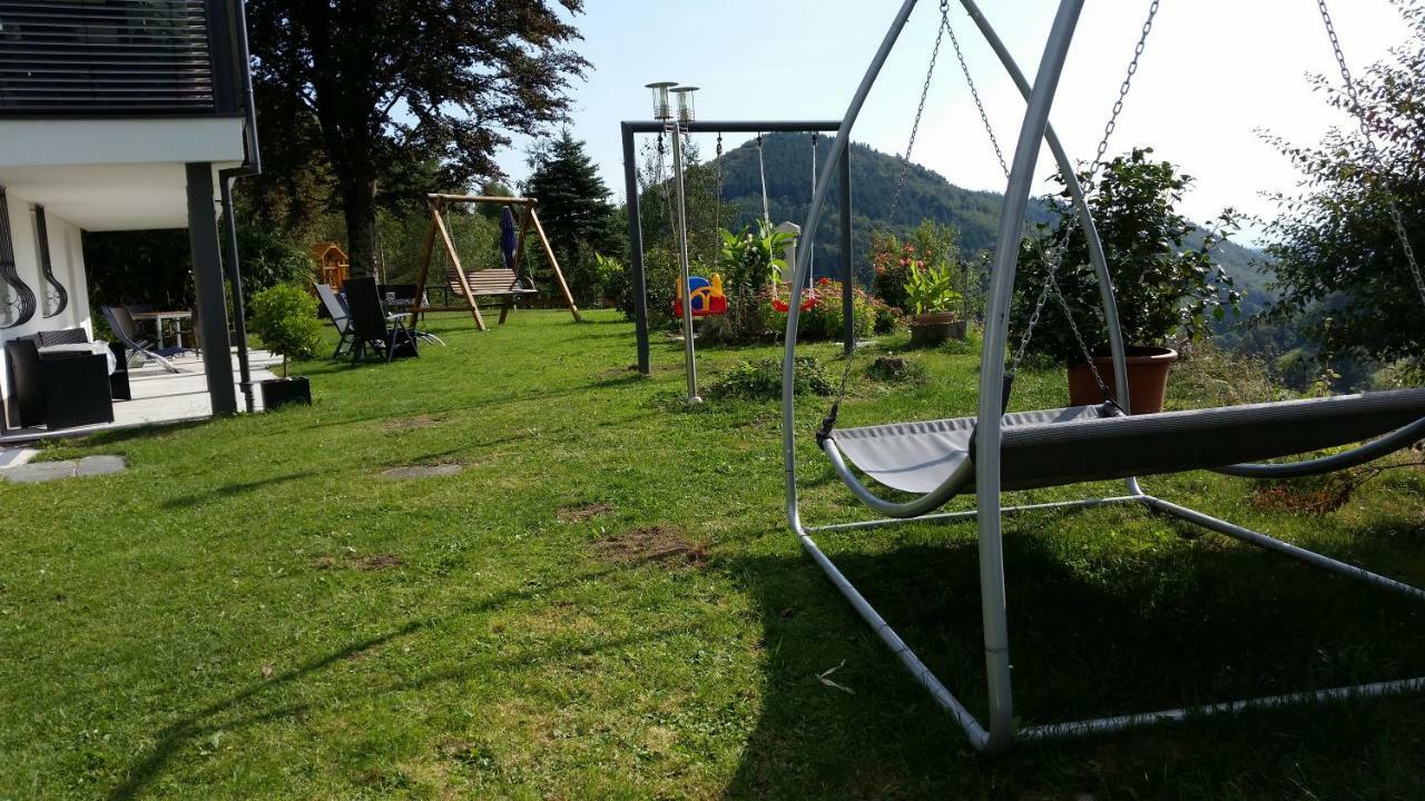 Traumhafte Ferienwohnung mit Pool Steinen  Exterior foto